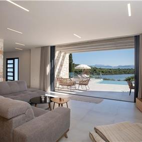 3 bedroom villa with pool & sea view, near Acharavi, sleeps 6